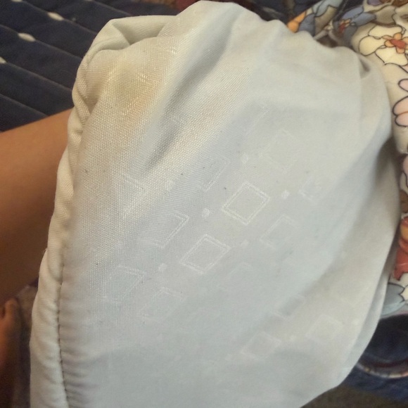 Vera Bradley Pink and Blue Floral crossbody Bag - Picture 8 of 10